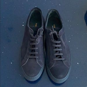 Common project sneakers